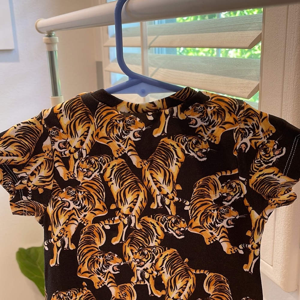 PHOENIX AND THE FOX sz 1 Organic Cotton baby romper unisex girl boy Tiger print - Picture 9 of 12